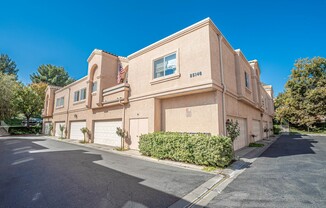 COMING SOON! Diamond Head 2 Bedroom Townhome in Stevenson Ranch.