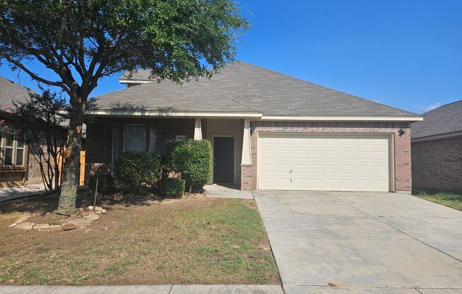 Beautiful 2 story home in Crowley ISD