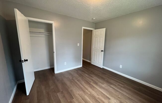 2 beds, 1 bath, $900, Unit 426A