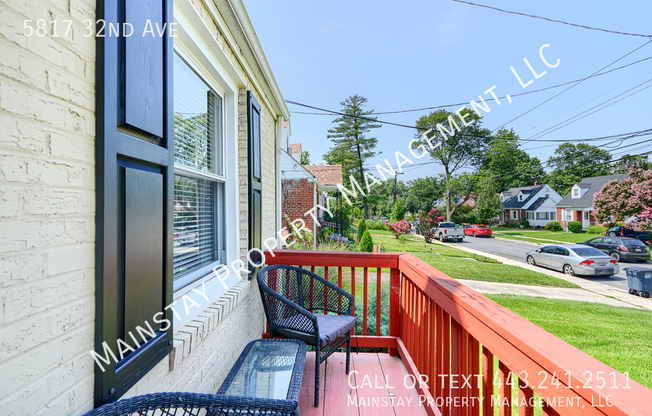 5817 32 AVE