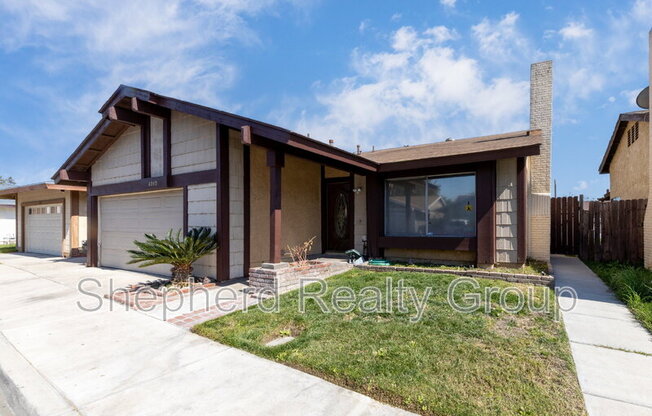 4262 NOYER LN