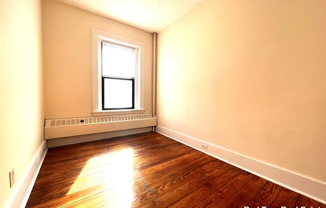 5 Glen Rd.