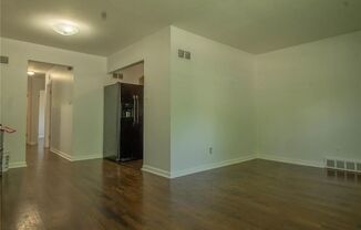 2 beds, 1 bath, 800 sqft, $1,295, Unit 1522