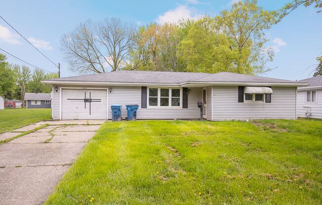 3 Bed/1 Bath Ranch!