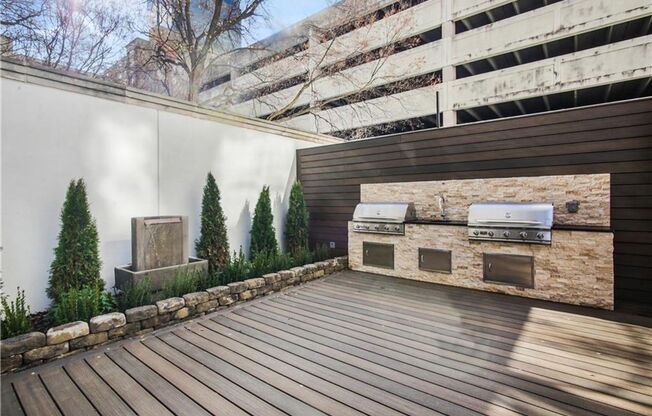 1 bed, 1 bath, $1,695, Unit 199 14th St NE Unit 201