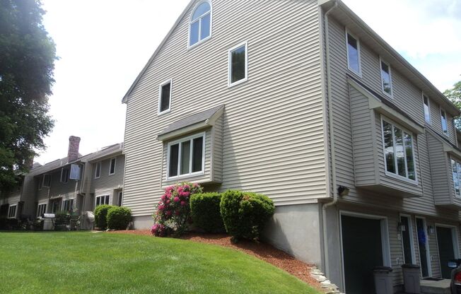 48 Pleasant Street