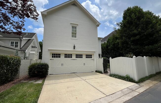 4 beds, 3.5 baths, $5,495