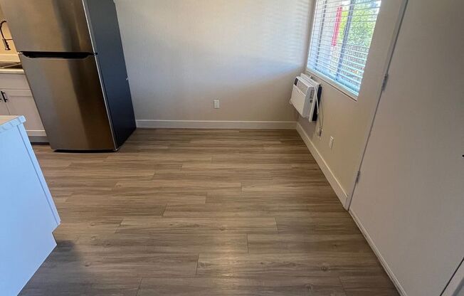 Pond Place Apts