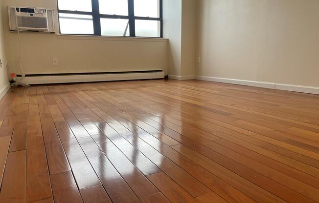 301 W 110 ST