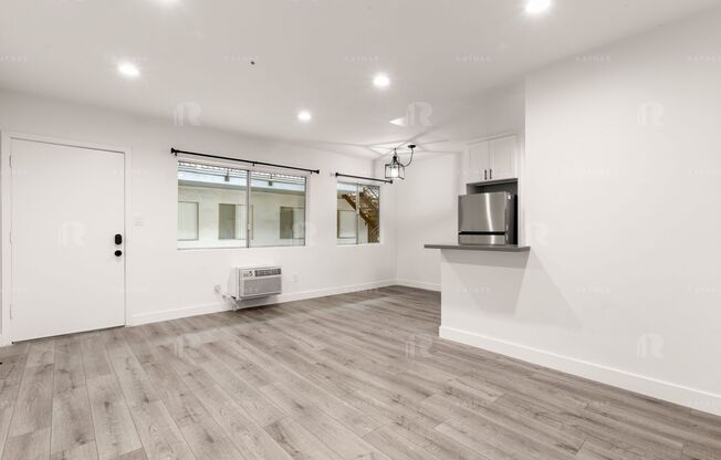1 bed, 1 bath, $1,999, Unit Unit #09