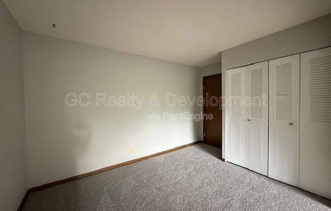 525 N HIGHVIEW AVE
