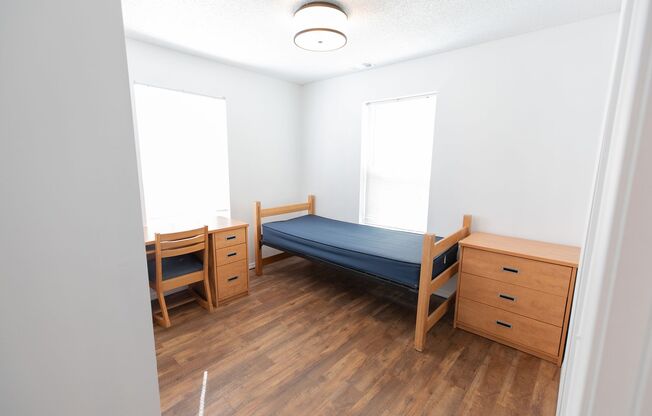 4 beds, 4 baths, 1,050 sqft, $2,600, Unit AAT2-707