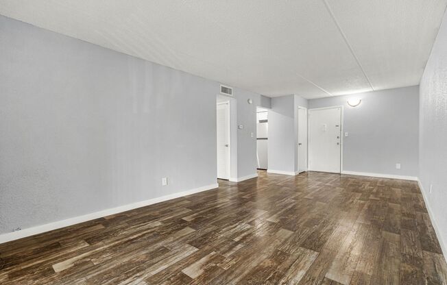 1 bed, 1 bath, 665 sqft, $1,395, Unit 115