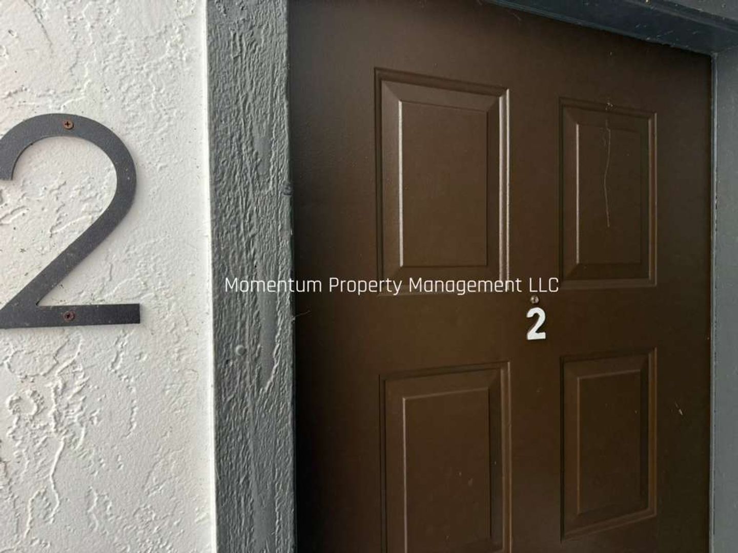 BEAUTIFUL REMODELED 3/2 IN CLEARWATER!! AVAILABLE FOR IMMEDIATE MOVE IN!!