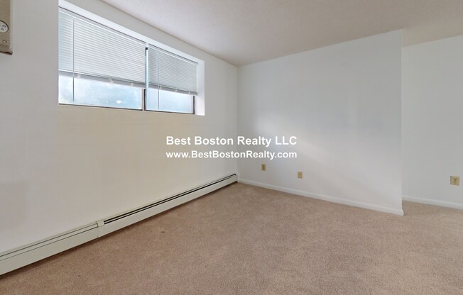 1123 REVERE BCH PKWY