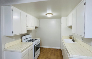 1135 W I ST
