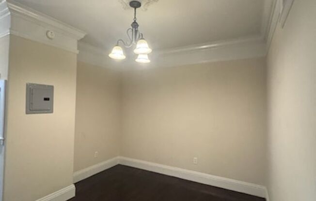 1 bed, 1 bath, $2,995, Unit 203