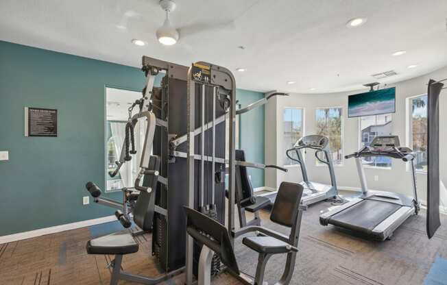 fitness center at Verona Apartments