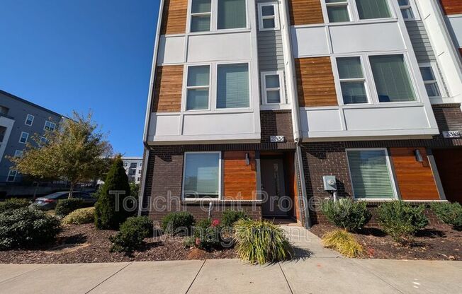 2322 ELIZABETH ML PL