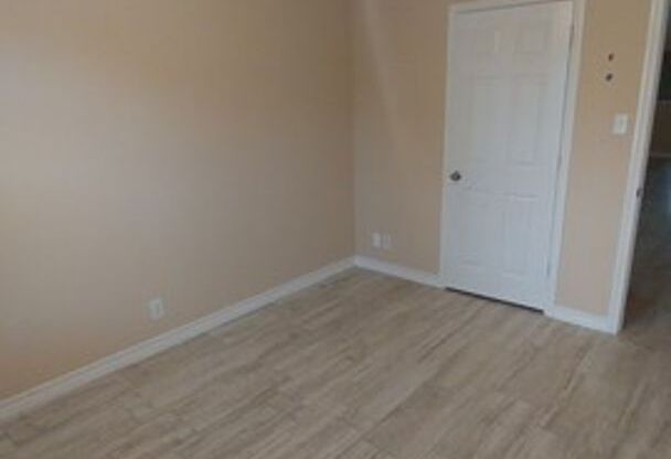 3 beds, 2 baths, $1,550