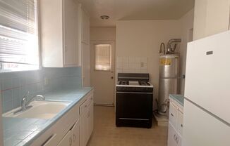 1 bed, 1 bath, $1,875, Unit C