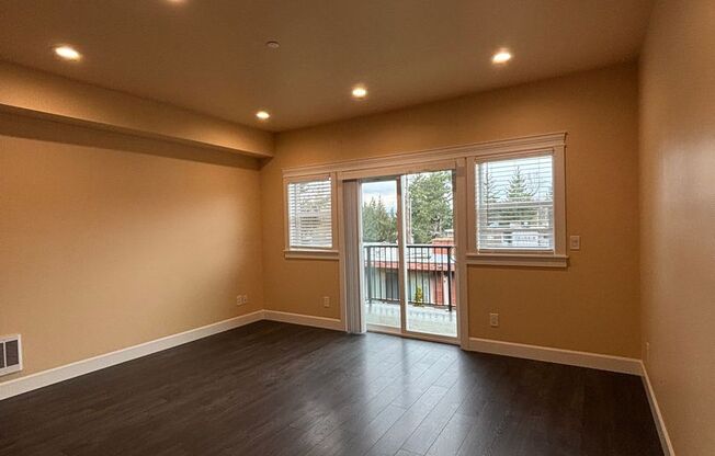 1 bed, 1 bath, 645 sqft, $1,595, Unit 211