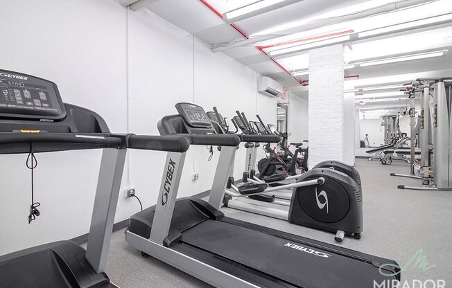 Studio, 1 bath, $4,100, Unit 4C