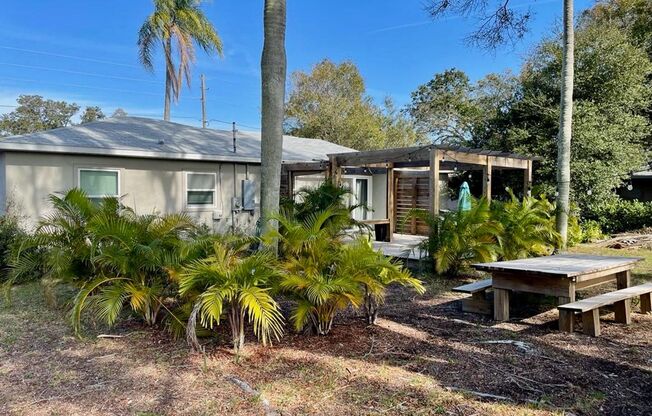 Beautiful 3 bed 2 bath house in Clearwater