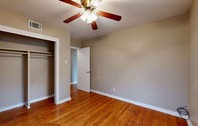 3 beds, 1 bath, $1,195