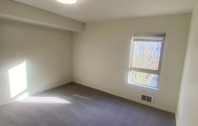 Hill Vista Apartments