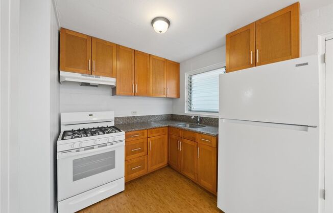 1 bed, 1 bath, $1,295, Unit 1545 Kewalo Street Unit P-1