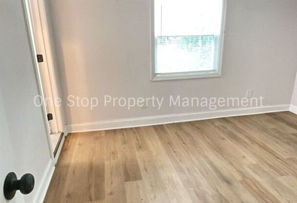 3 beds, 2 baths, $1,525, Unit #A