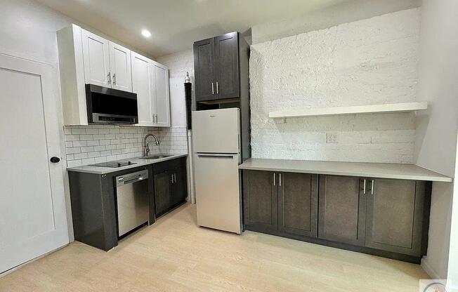 1 bed, 1 bath, $3,324, Unit 5C