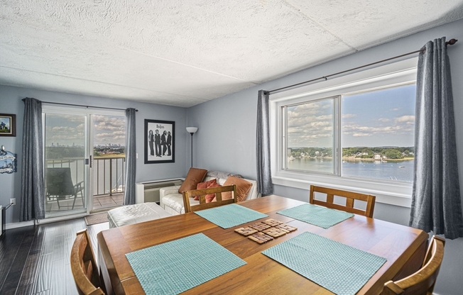 1 bed, 1 bath, 777 sqft, $2,600, Unit 1012