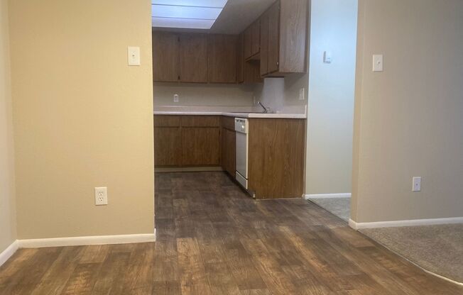 1 bed, 1 bath, 670 sqft, $1,175, Unit 208