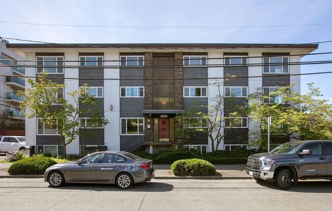 The Deering Apartments