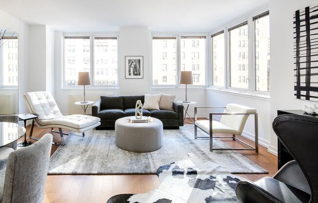 1 bed, 1 bath, 714 sqft, $6,150, Unit 9E