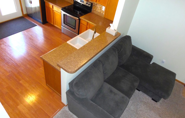 2 beds, 2.5 baths, $1,950