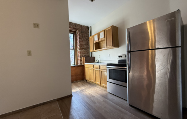 170 E 118 ST