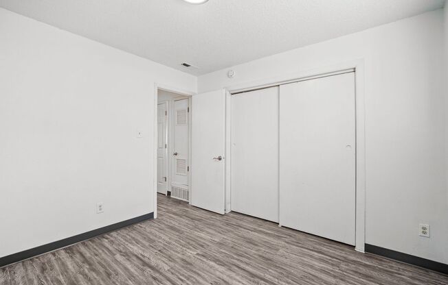 1 bed, 1 bath, 575 sqft, $825, Unit 01-002