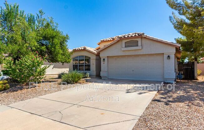 3917 E ENCINAS AVE