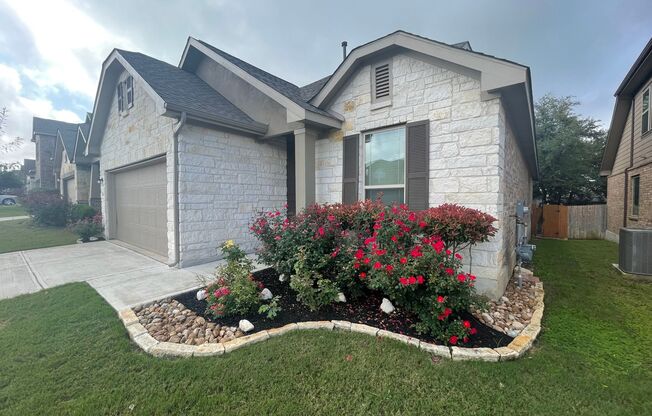 LOVELY 4 BEDROOM HOME NEAR TPC - EASY ACCESS TO 1604, 281, 35, RANDOLPH AFB, & SHOPPING