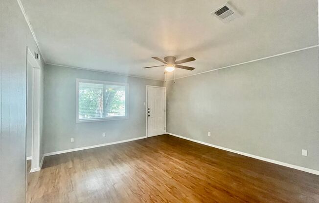 2 beds, 1 bath, 750 sqft, $775, Unit 23