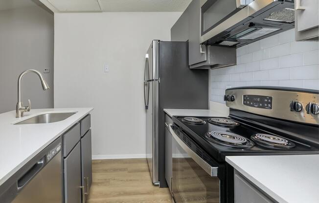 1 bed, 1 bath, 550 sqft, $1,069