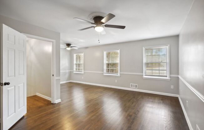 4 beds, 2.5 baths, $2,575, Unit Unit A