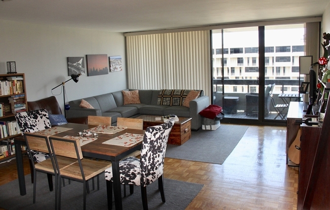 1 bed, 1 bath, 800 sqft, $3,450, Unit 605
