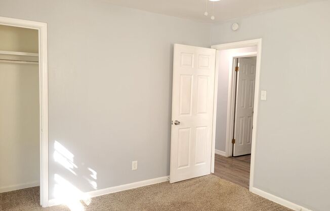 Available November 10th! 3 Bedroom / 1 Bathroom