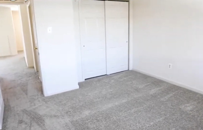 2 beds, 1 bath, 825 sqft, $1,820, Unit 38