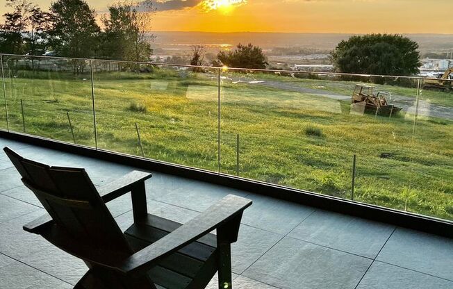 1 bed, 1 bath, 760 sqft, $2,550, Unit 206