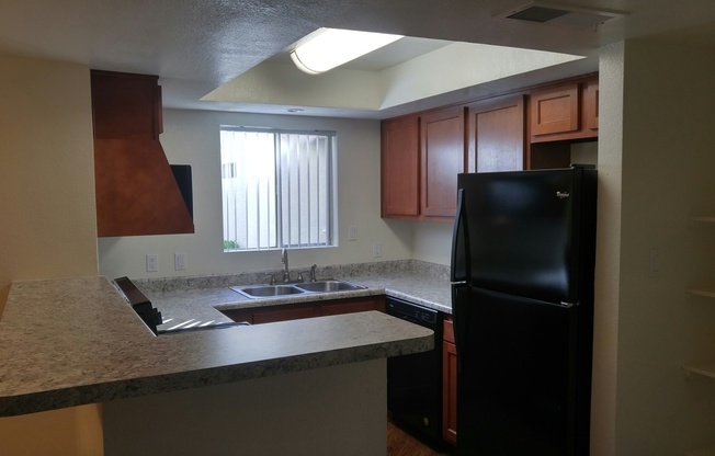 2 beds, 2 baths, 984 sqft, $1,600, Unit 136